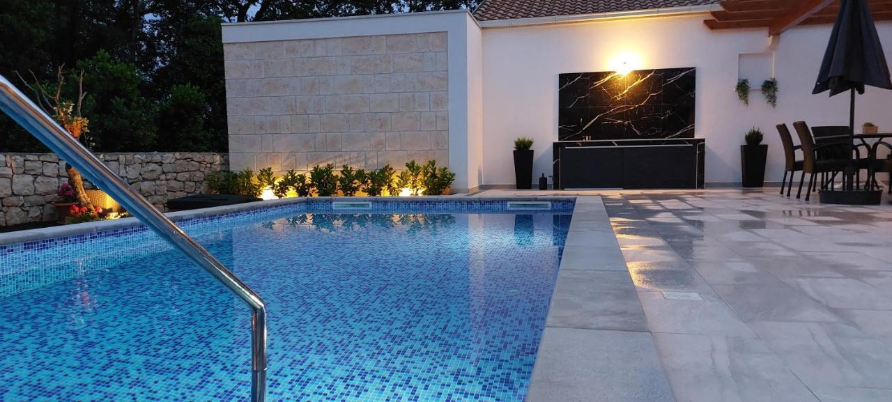 Apartment Holiday Home Doma, Cilipi Near Dubrovnik Εξωτερικό φωτογραφία